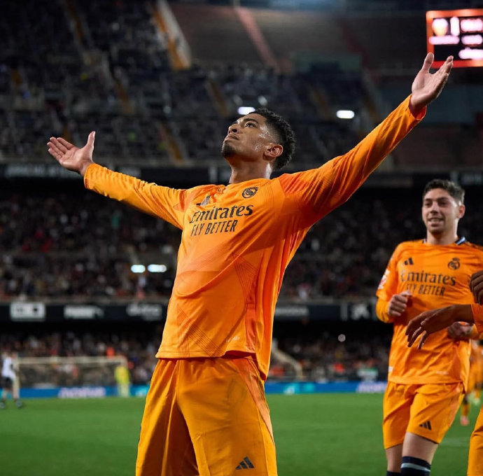 皇马的贝尔以前是哪个队的